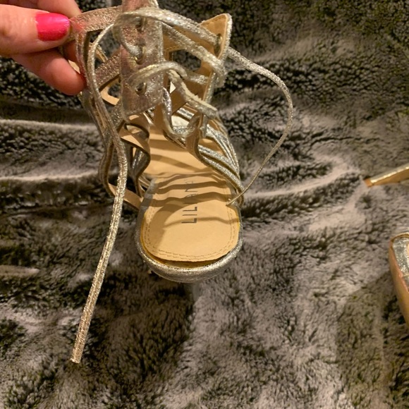 High heels - Picture 4 of 4